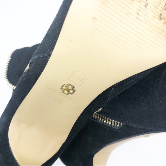 ANN TAYLOR BLACK FAUX SUEDE PEEP TOE SPIKE HEELS WITH ZIPPERS WOMENS SZ 7 - Picture 7 of 8